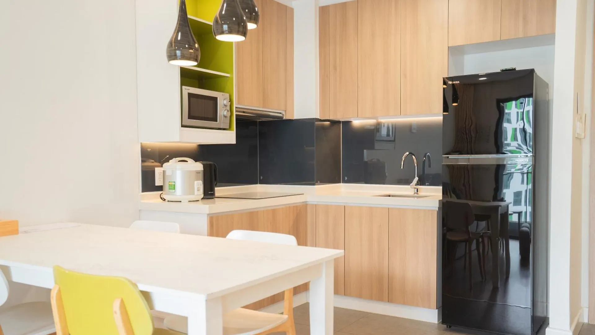 Apartment Can Ho San Bay - San Golf Tan Son Nhat- Free Pool&Gym Ho Chi Minh City