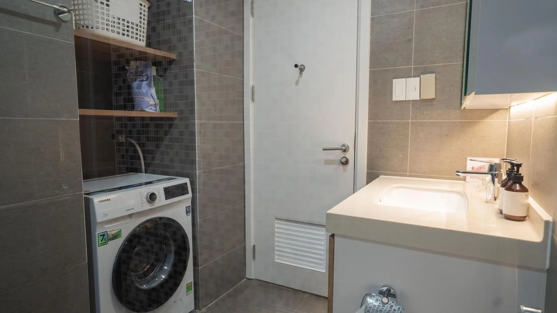 Apartment Can Ho San Bay - San Golf Tan Son Nhat- Free Pool&Gym Ho Chi Minh City Vietnam